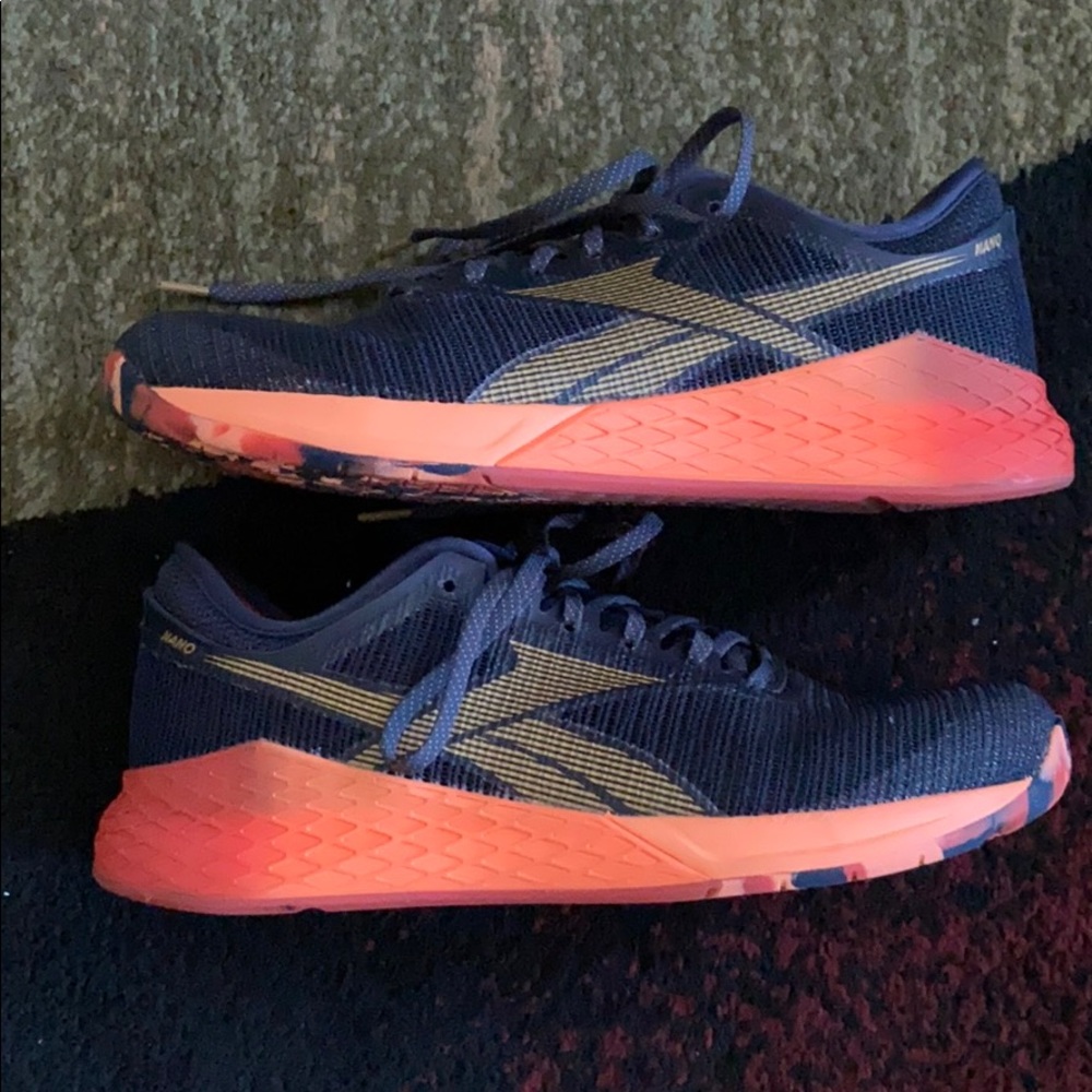 Excellent condition Reebok nano 9 in sunglow